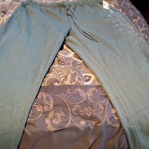 Aeropostale  sage green sweat pants and hoodie sweat shirt